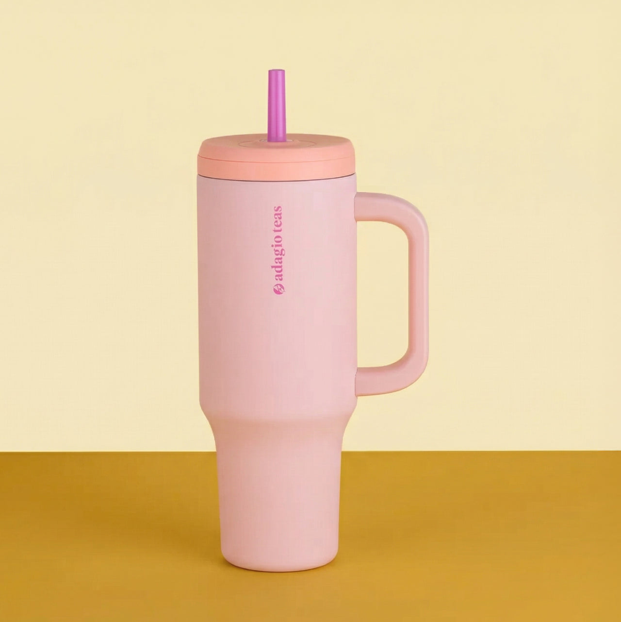 Straw Tumbler Rosado